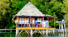 Liburan ke Ora Beach, Maluku - Paket liburan ke Ora Beach